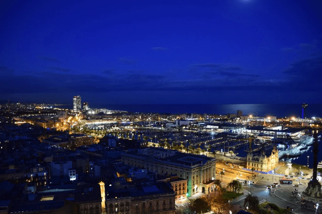 Templo de Augusto Un Viaje a la Antigua Barcino en el Corazón Gótico